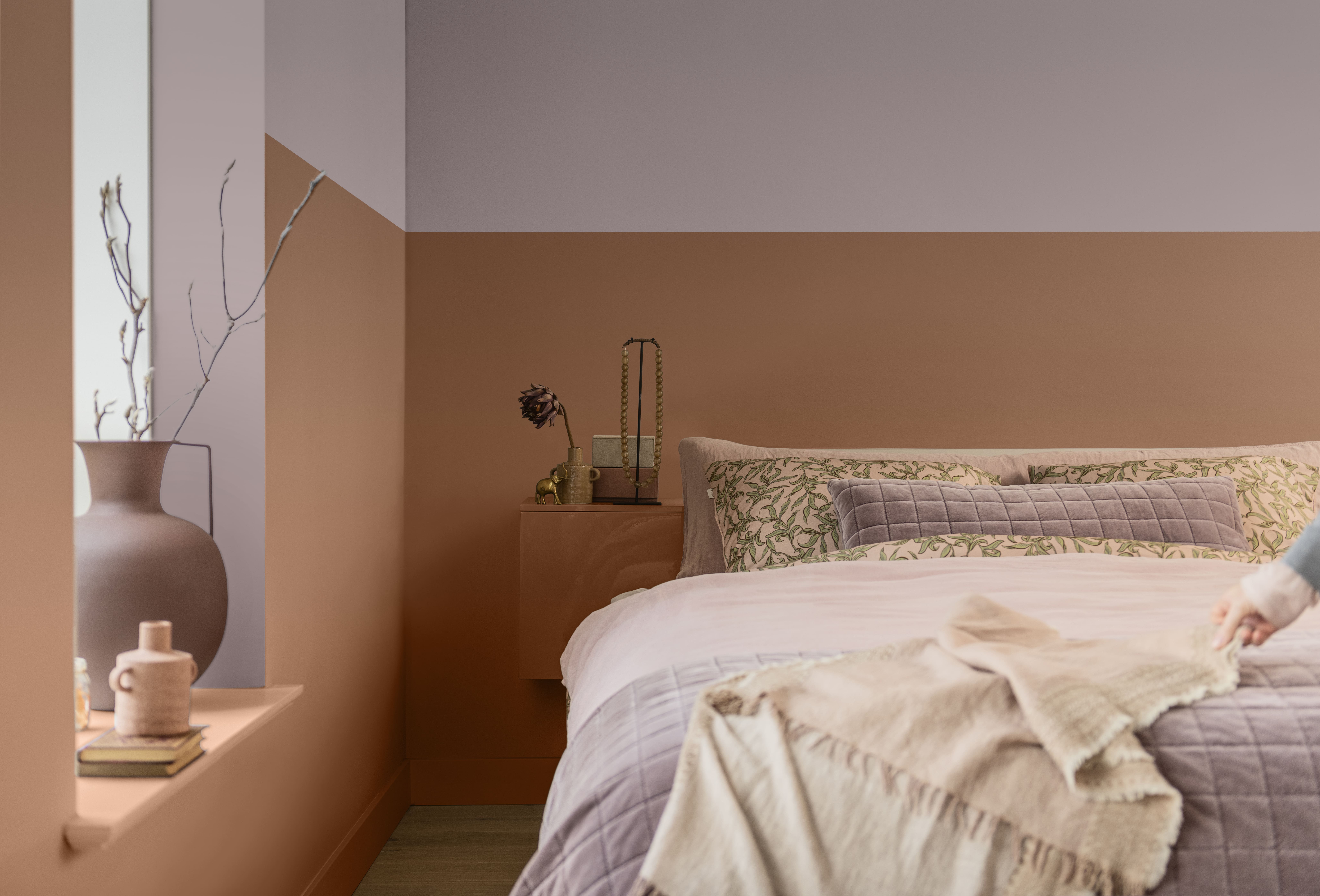 A WARM COLOUR STORY - Bedroom