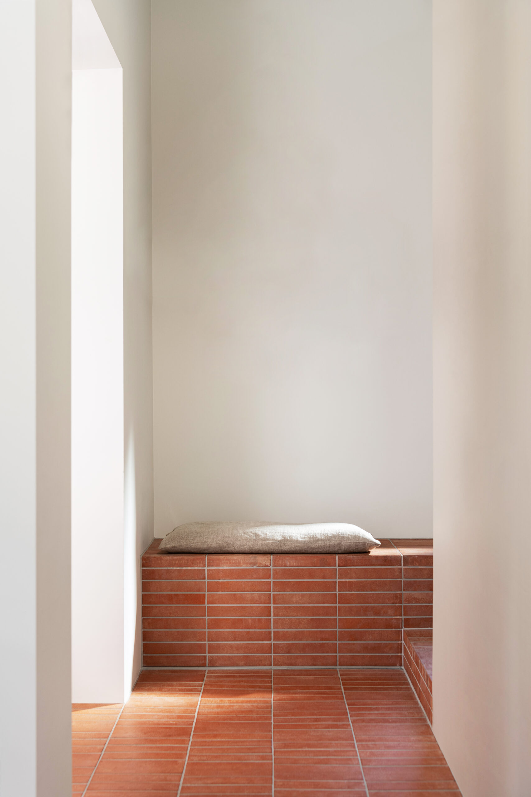 FLOW COLOUR STORY - Hallway