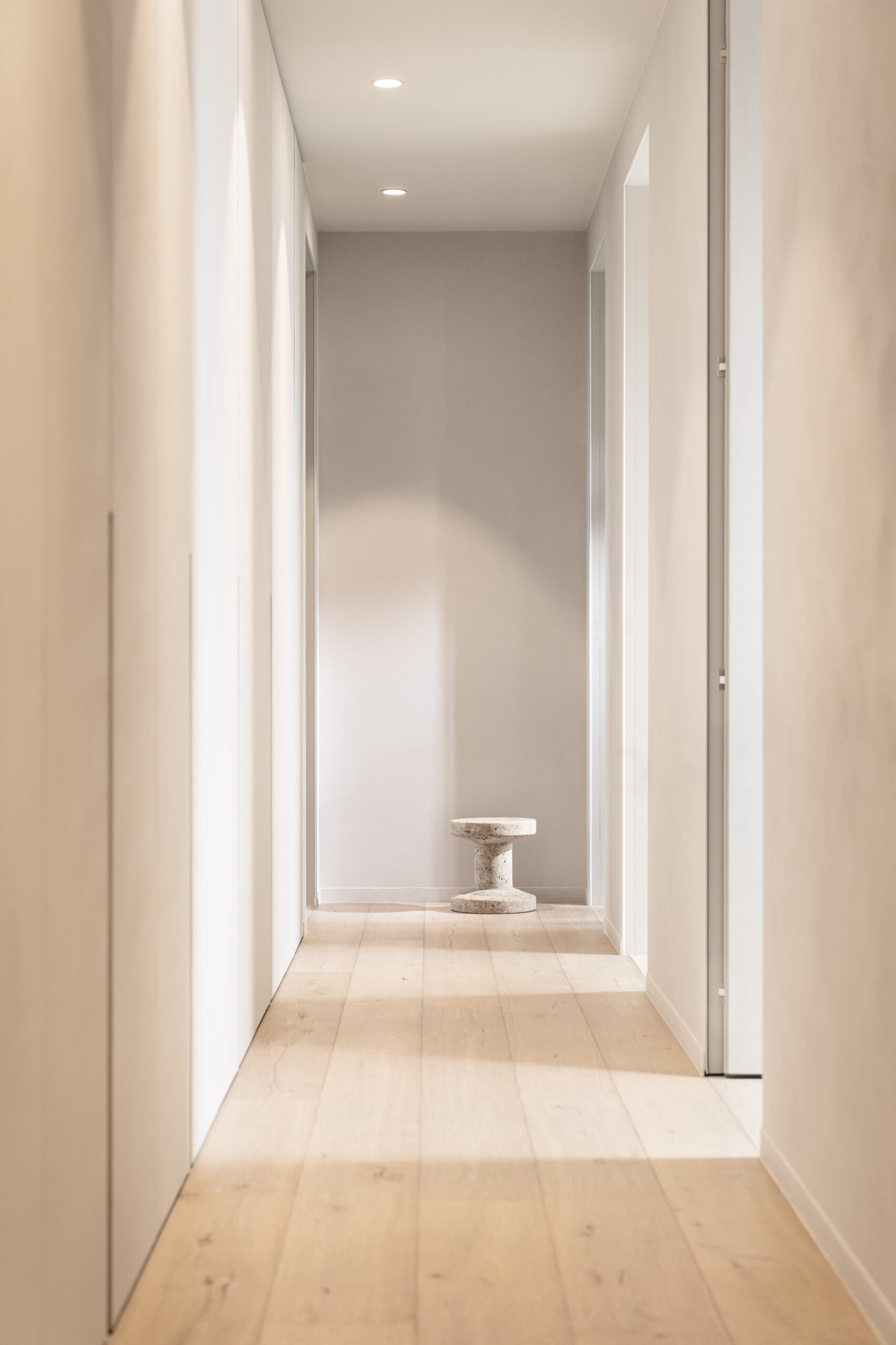 LIFT COLOUR STORY - Hallway