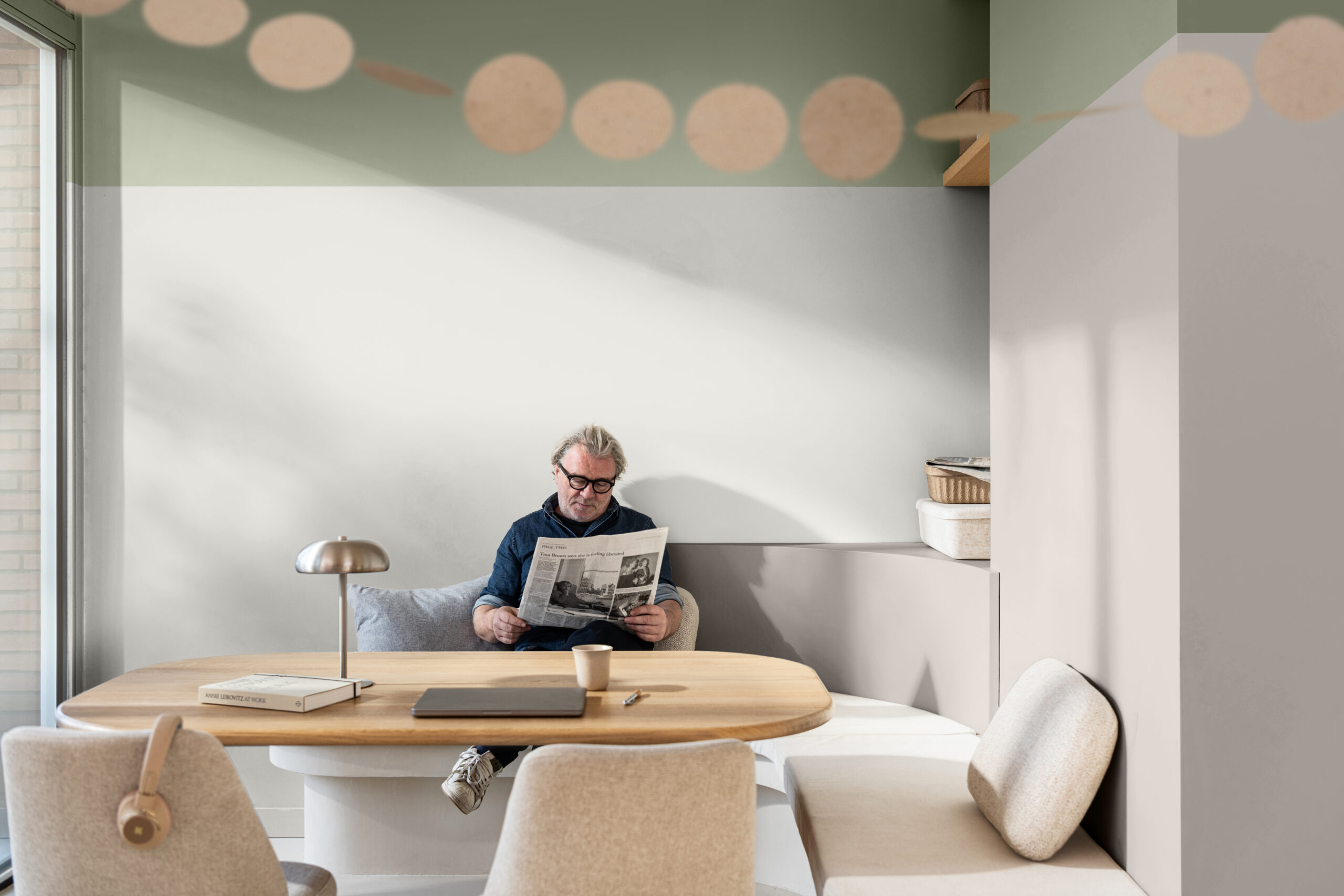 LIGHT COLOUR STORY - Office